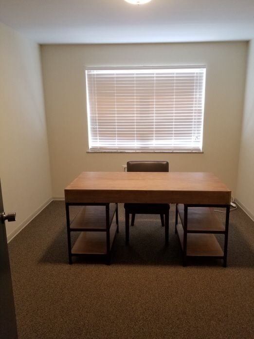 Office Suites - furnished & Unfurnished: 893 High St, Worthington, OH 43085